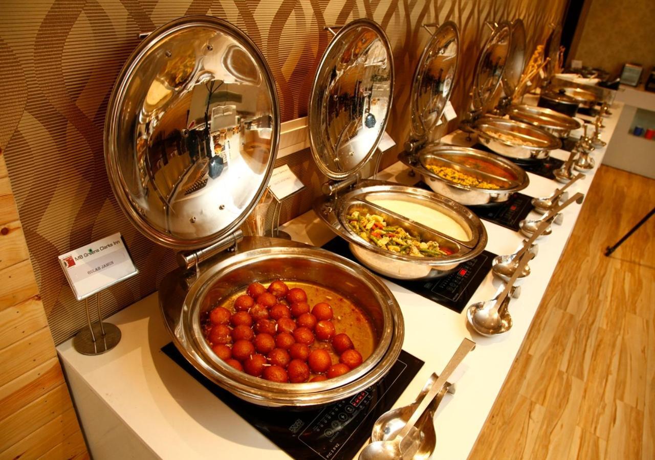 M B Greens Clarks Inn Moradabad Esterno foto